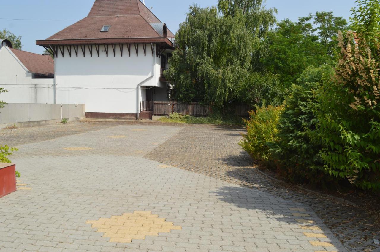 Aqua Oazis Apartman Hajdúszoboszló 외부 사진